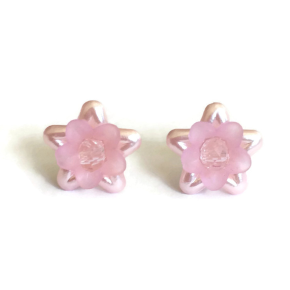 Lilly Flower Earring Light Pink